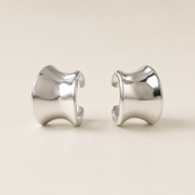 She's Chic Sculpted Hoop Earrings — Silver