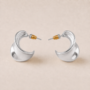 She's Chic Sculpted Hoop Earrings — Silver