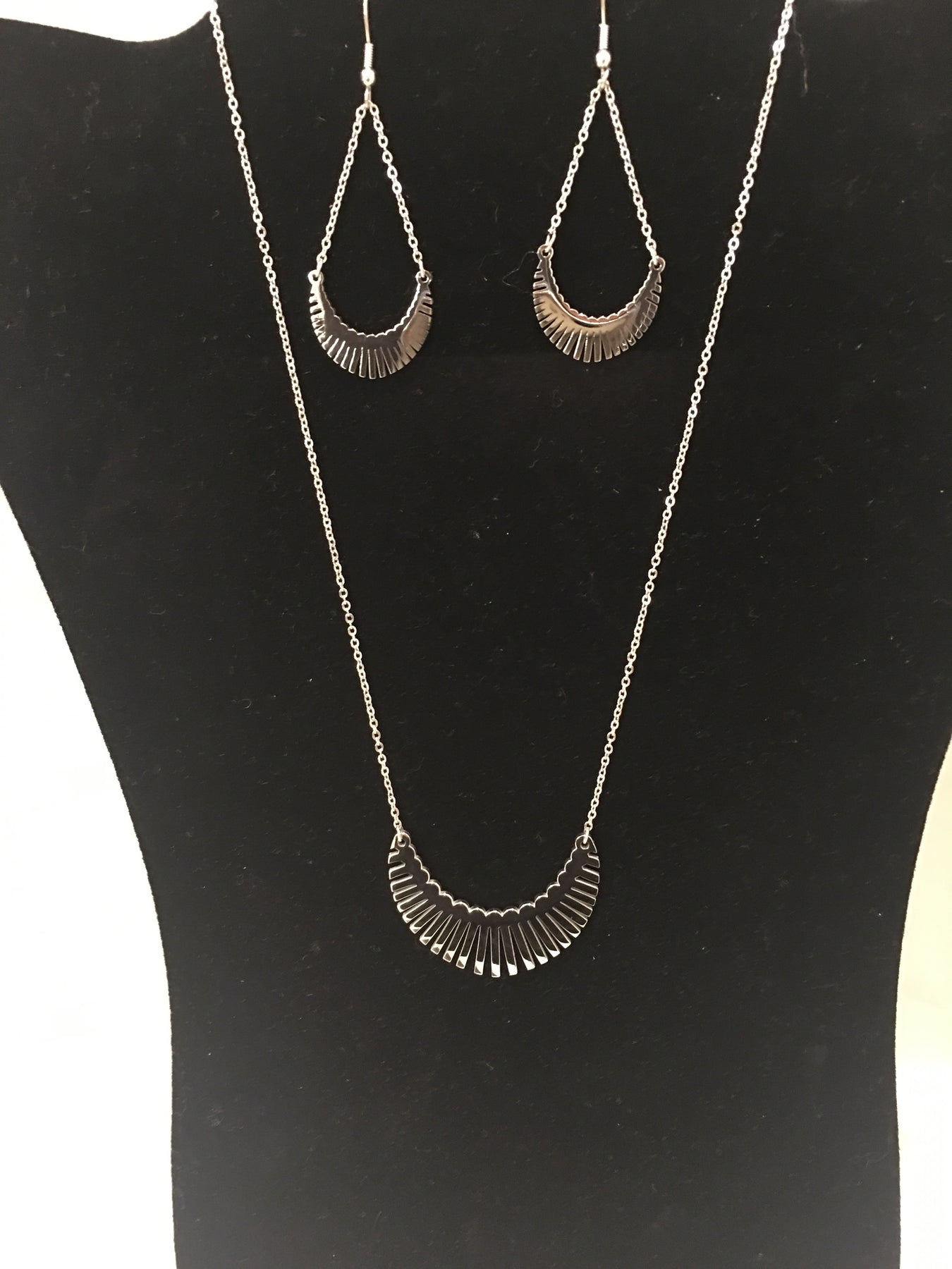 Stainless Steel Feathered Set