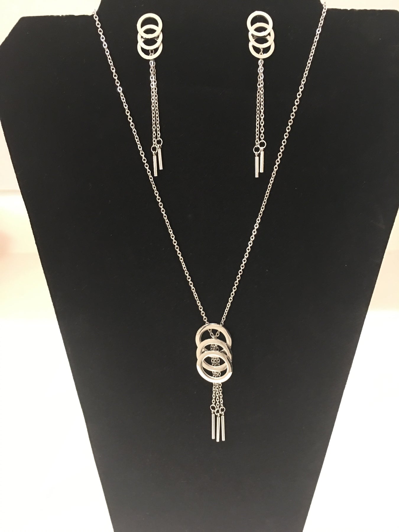Circle Drop Necklace Set